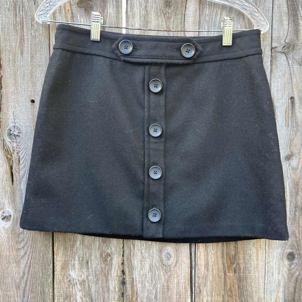 Gap A-line mini-skirt black.
